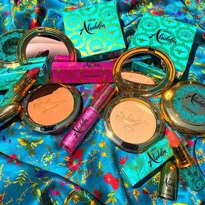 BNIB Limited Edition Aladdin MAC Collection